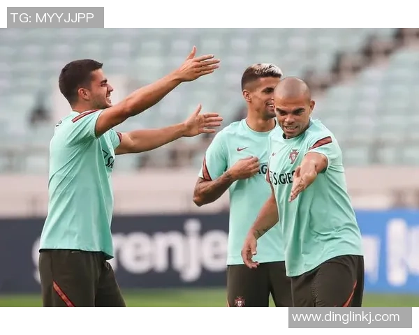 南京羽毛球队在世界杯预选赛中的团队协作表现分析与点评